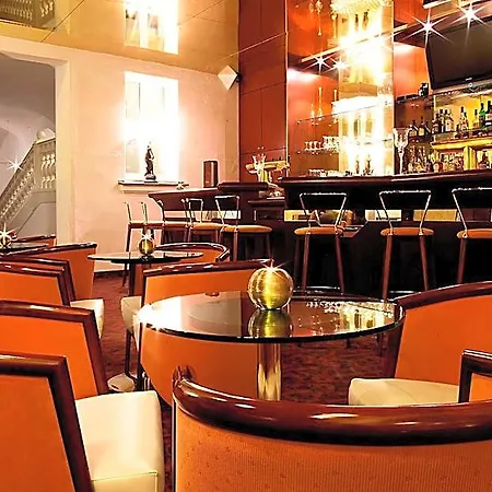 Schloss Hotel 4*