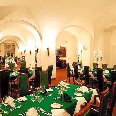 Hotel Schloss 4*