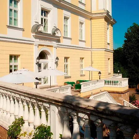 فندق Schloss Schwarzenfeld