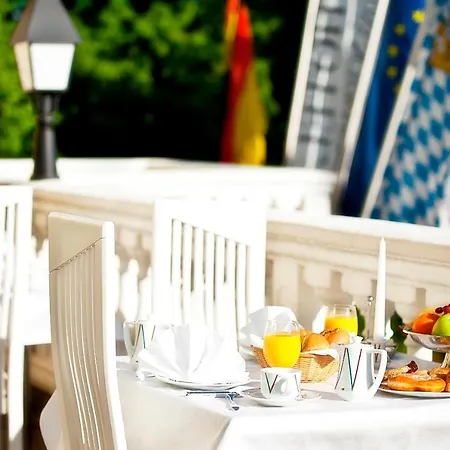 Schloss فندق 4*