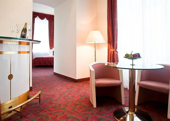 Hotel Schloss 4*